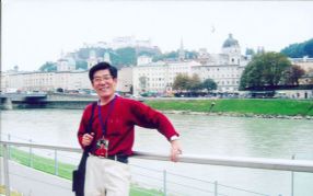 画家 马奉信 的照片，单击鼠标查看大图！