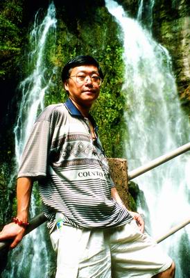 单击鼠标关闭窗口