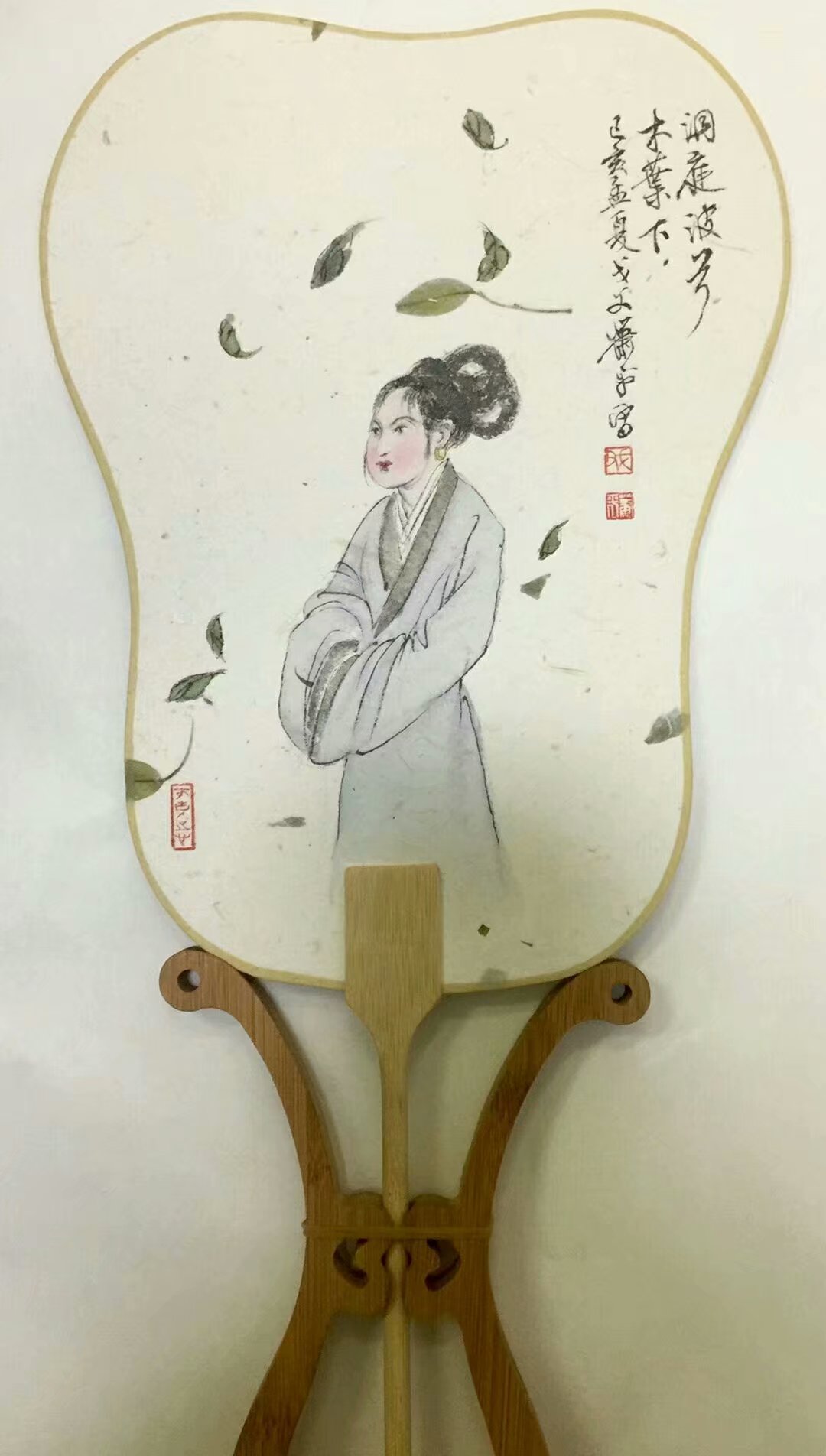 作者：萧平&nbsp;人物&nbsp;￥：协商&nbsp;单击鼠标查看大图！