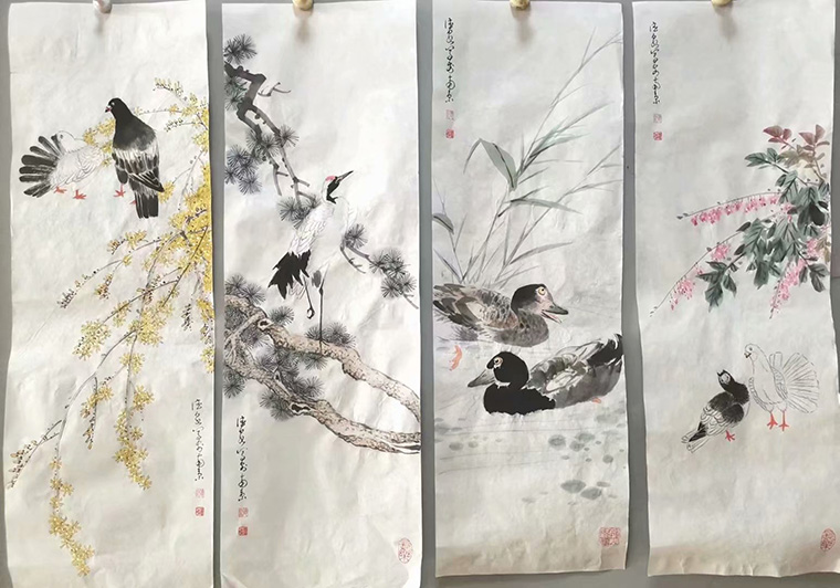 作者：张德泉&nbsp;花鸟&nbsp;￥：协商&nbsp;单击鼠标查看大图！