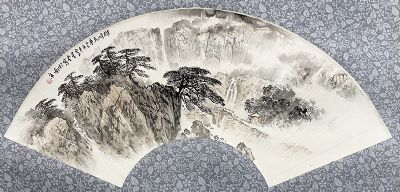 作者：卢星堂&nbsp;扇面&nbsp;￥：协商&nbsp;单击鼠标查看详细介绍！